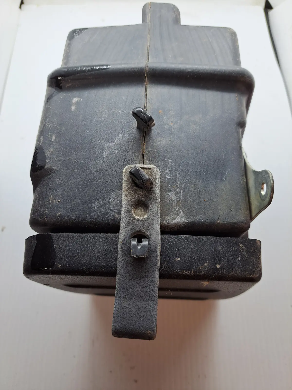 King Quad 450 Rear Storage Box 1