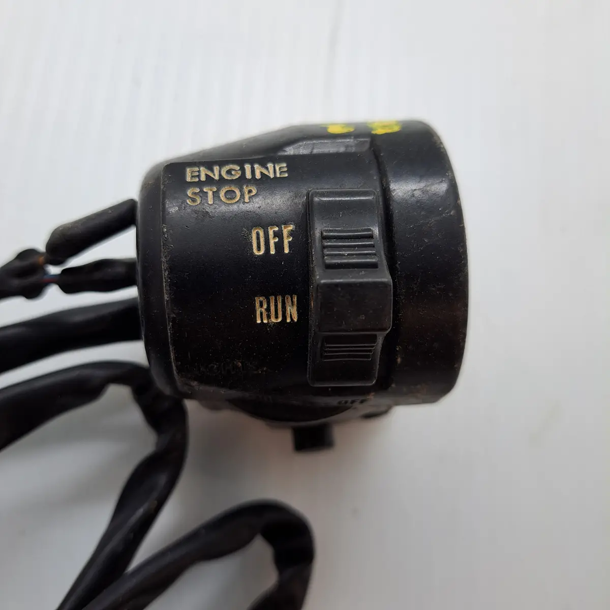 Gpz305 Right Handlebar Switch 1