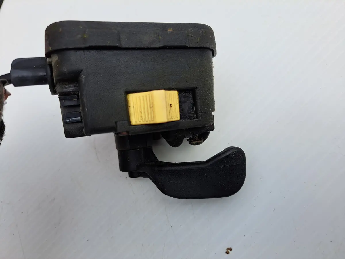 Sportsman Awd Throttle 1