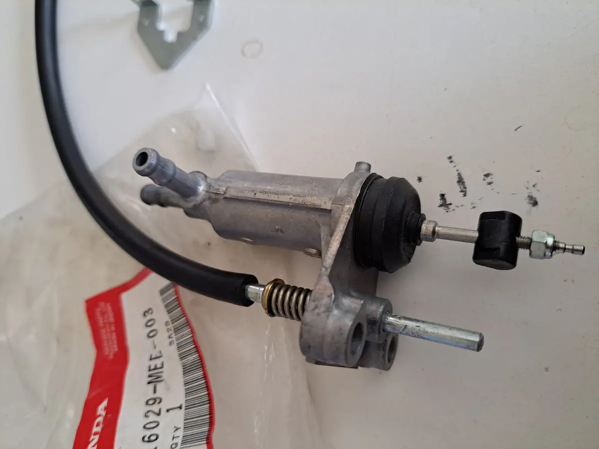 Cbr600rr Wax Assy & Screw Set, Stop 1