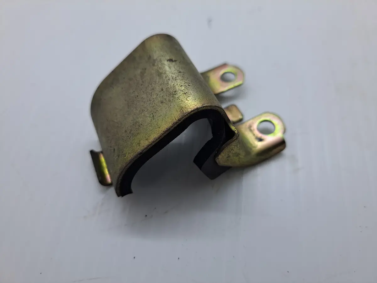 Yzf600 Coil Bracket 1