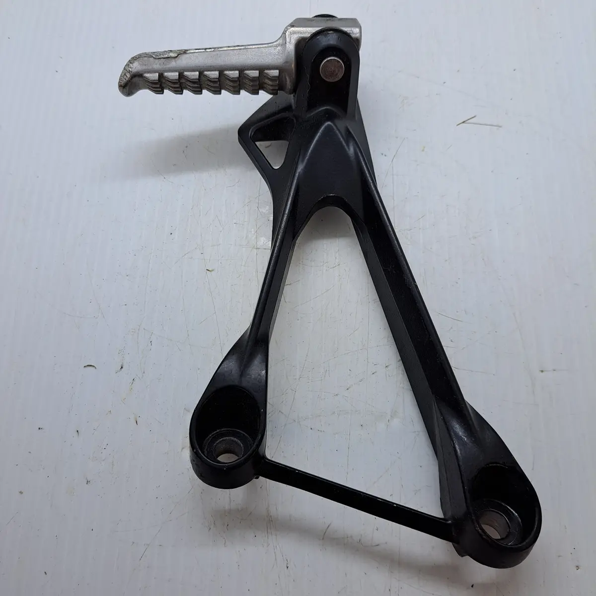 Zx-6R Left Rear Footpeg 1
