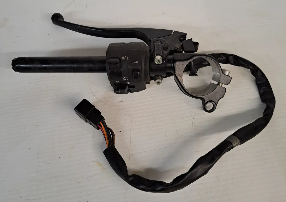 Zx-6R Left Handlebar And Switch 1