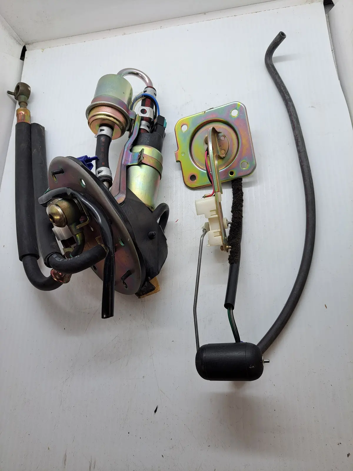 Vfr 800 Fuel Pump & Sending Unit 1