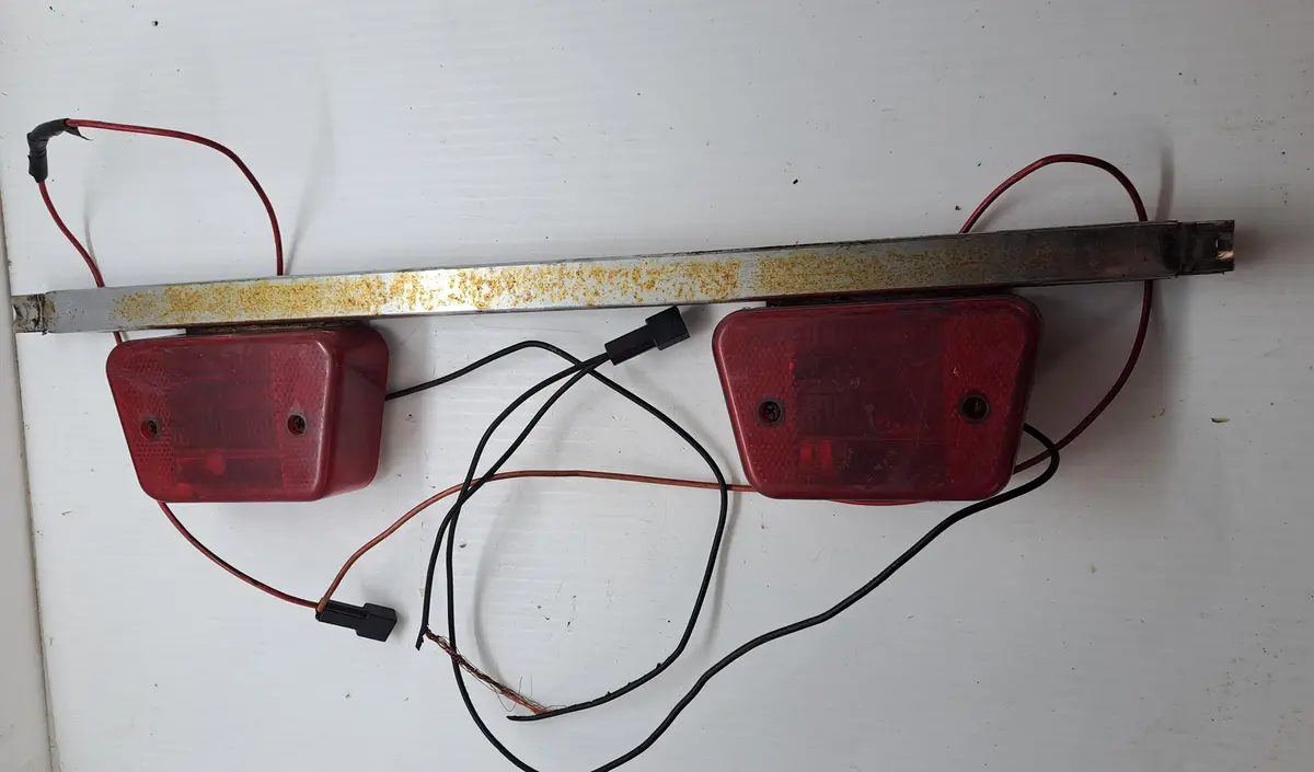 Panther 292 Tail Light Assembly 1