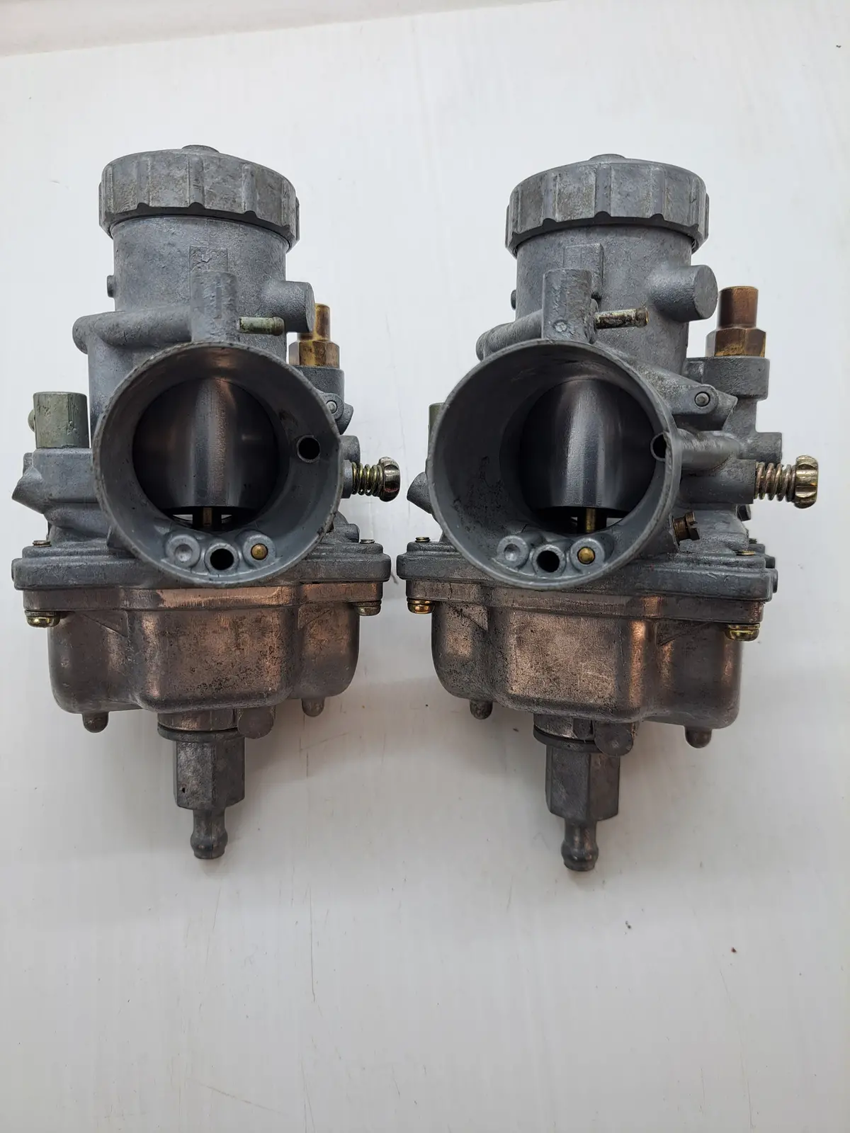 Polaris Indy Trail Carbs 1