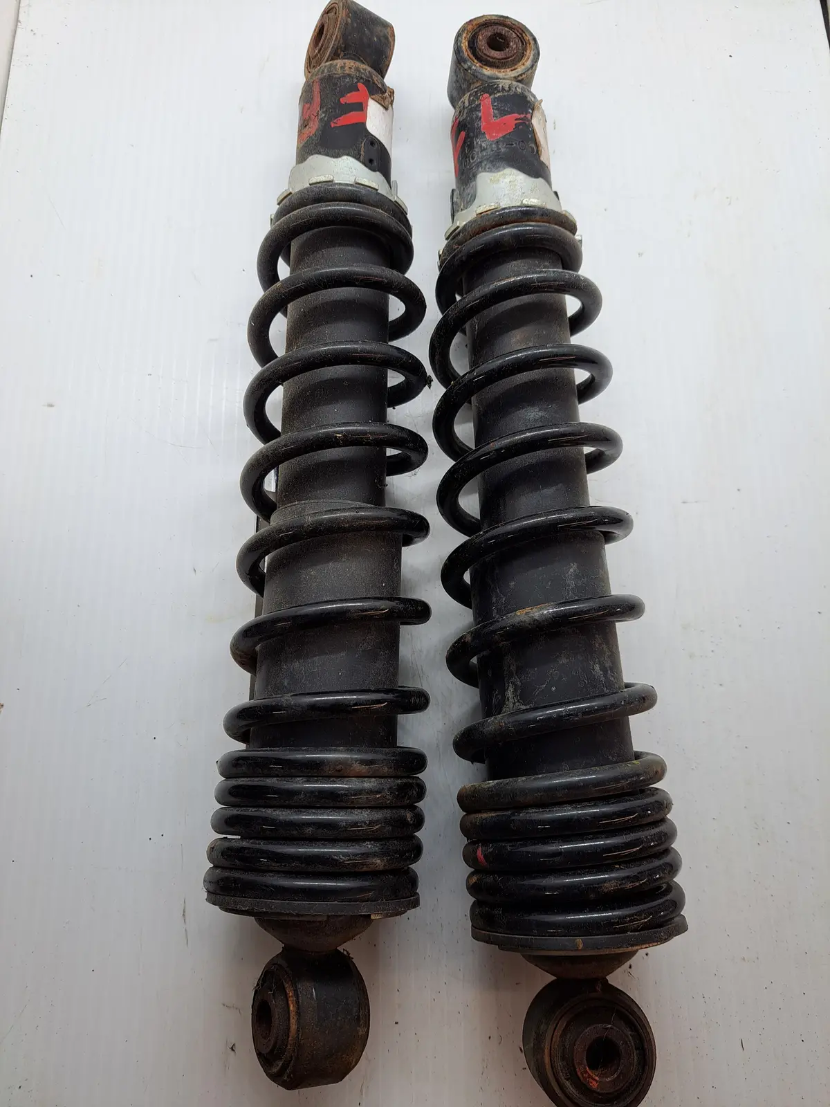 King Quad Front Shocks 1
