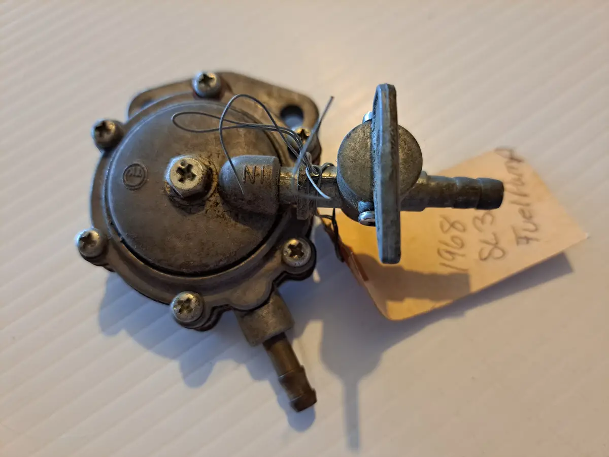 Sl351 Fuel Pump 1