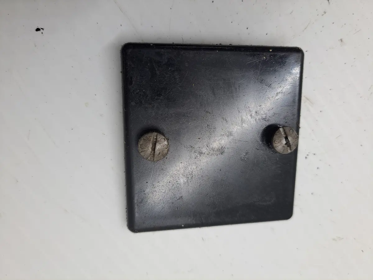Panther 292 Console Cover Plate 1