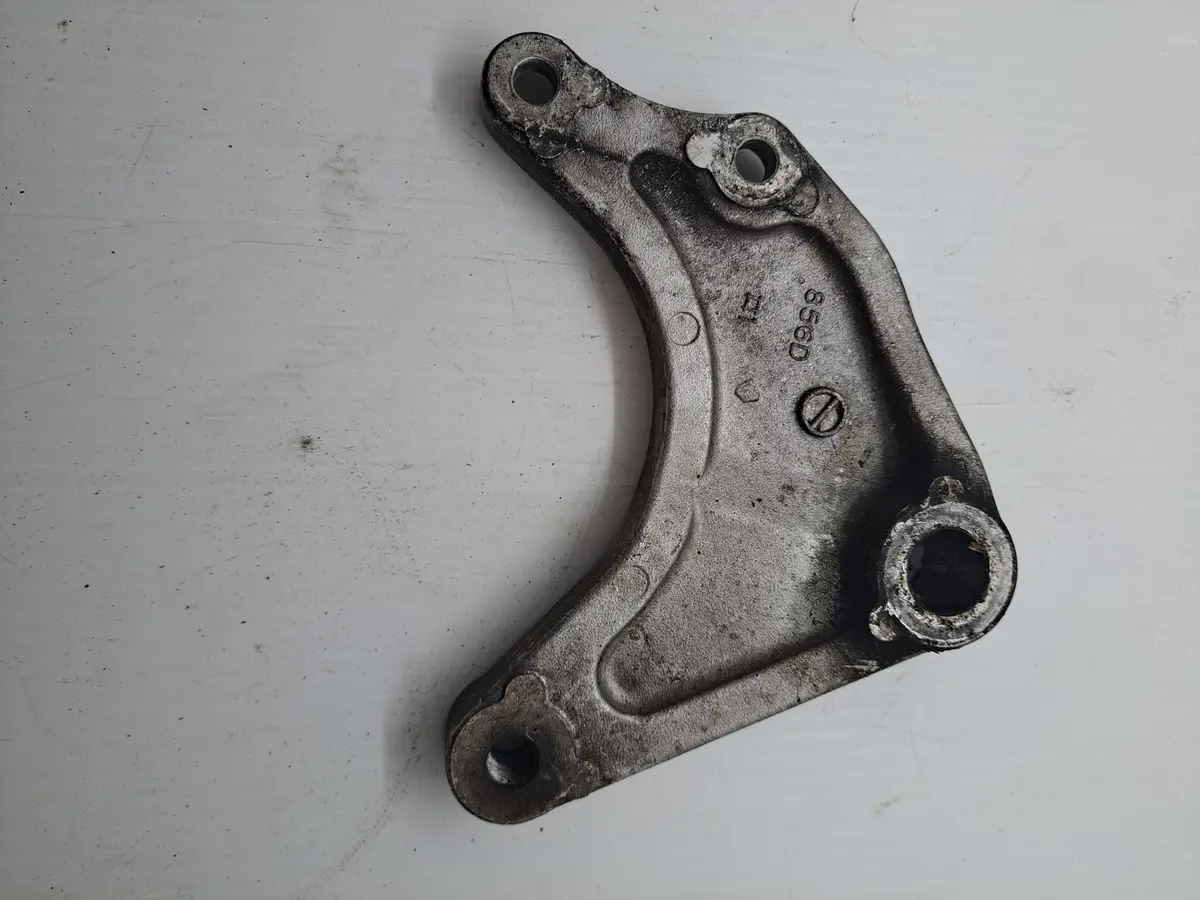 Vulcan Nomad Rear Brake Caliper Holder 1