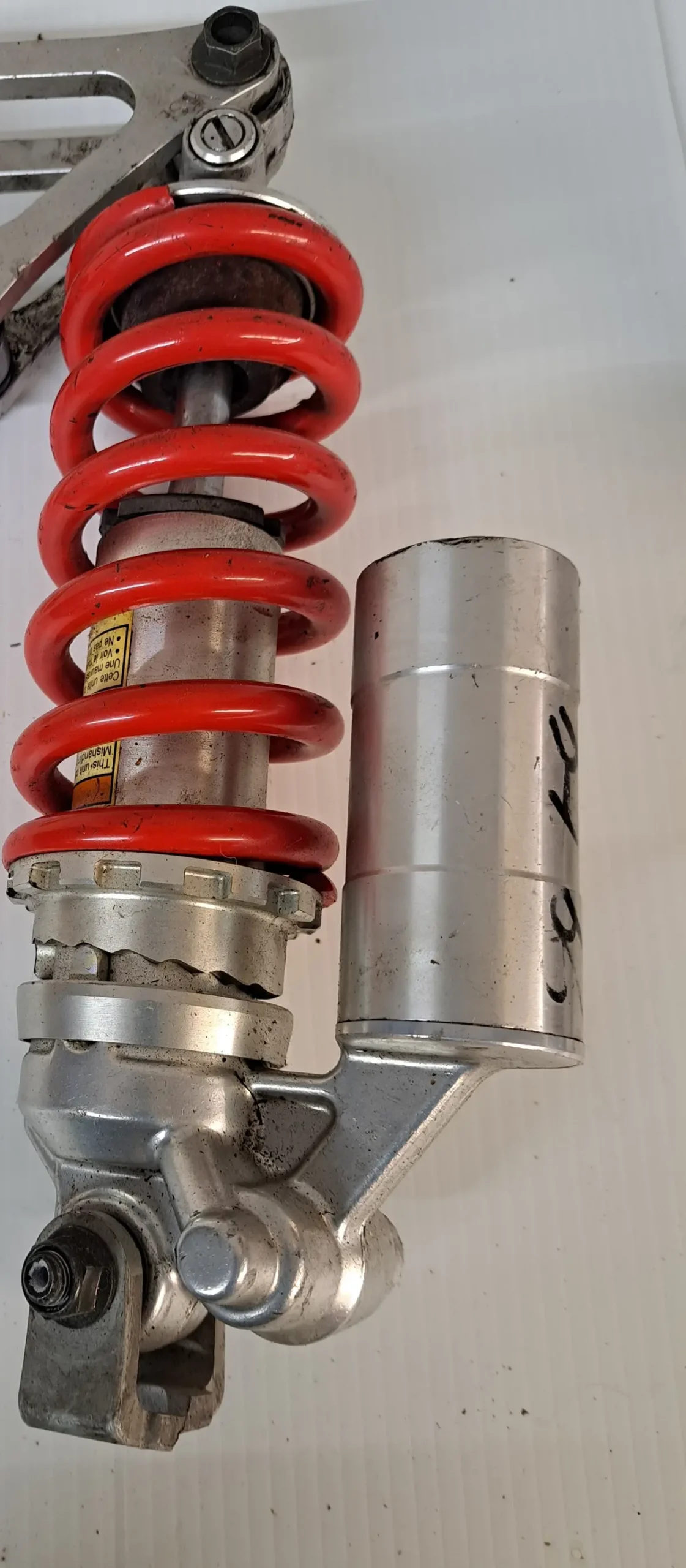 Yzfr6 Rear Shock 1