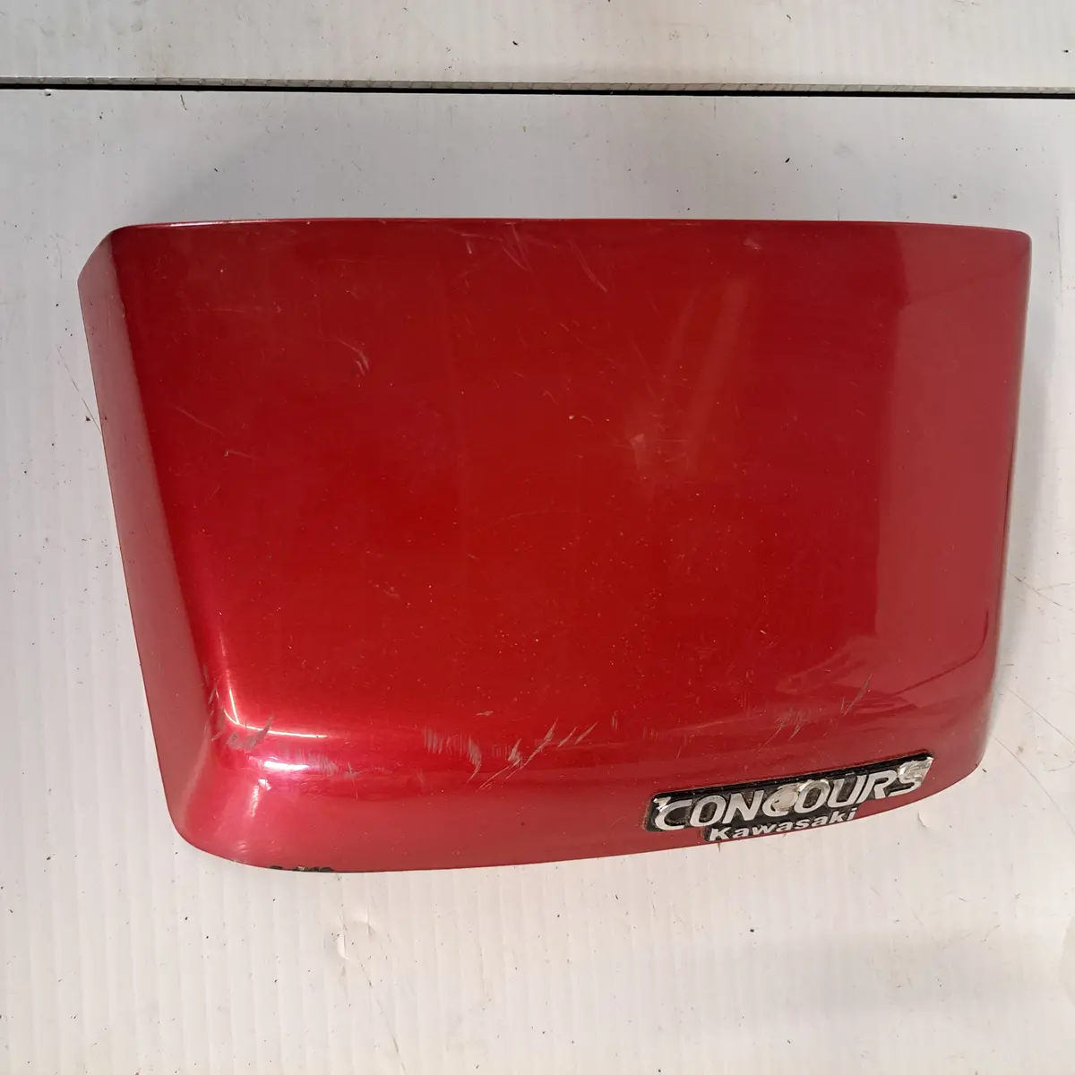 Concours Rear Carrier Cover Red 1