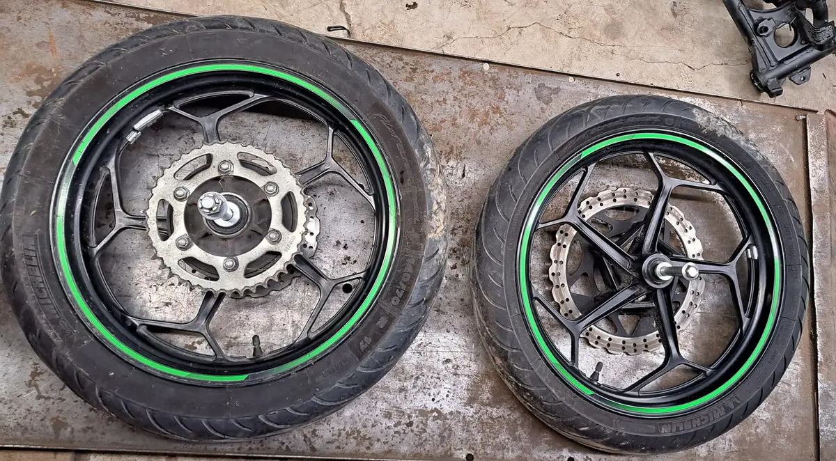 Ninja 300 Wheels Rims 1