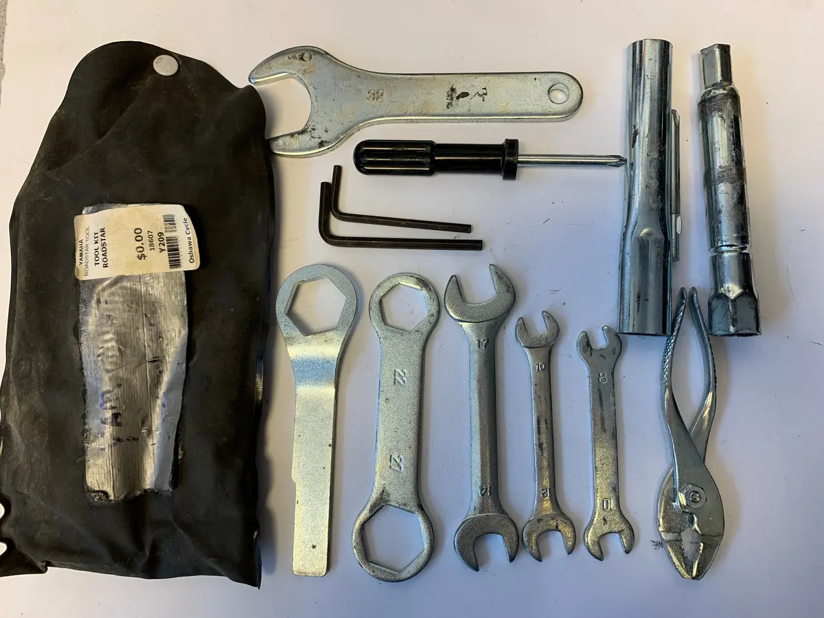 Roadstar Tool Kit 1