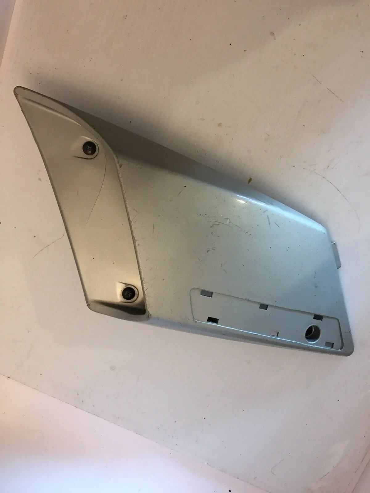 Fj1200 Left Intake Grill 1