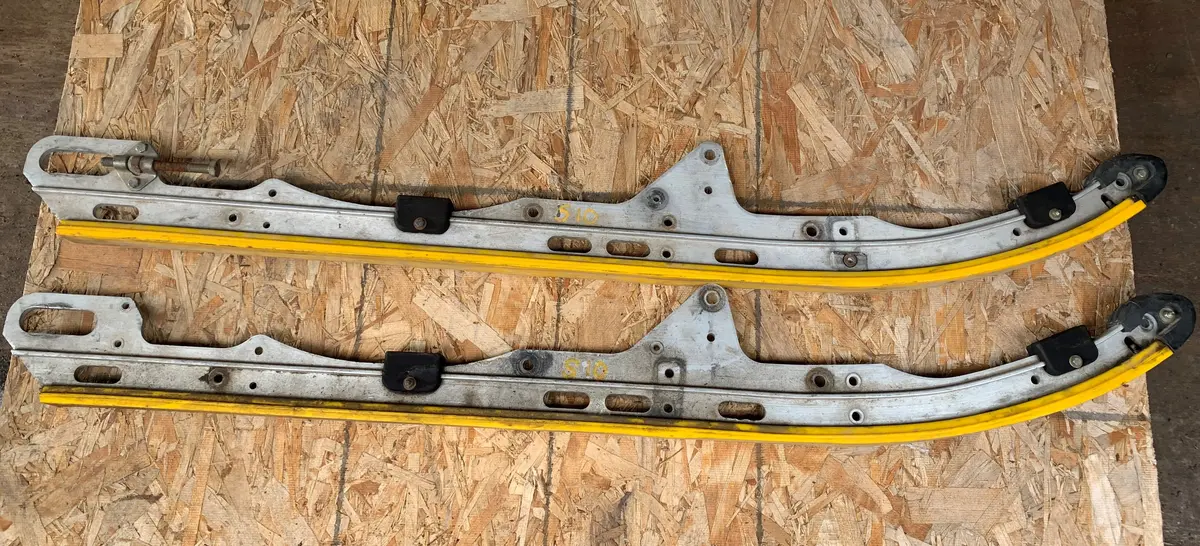 Skidoo S10 Slide Rails 1