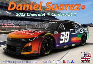 Sjmthc2022dsp  1/24 Trackhouse Racing Daniel Suarez 2022 Camaro Plastic Model Car Kit 1