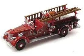 1:43 1939 Packard Fire Engine 1