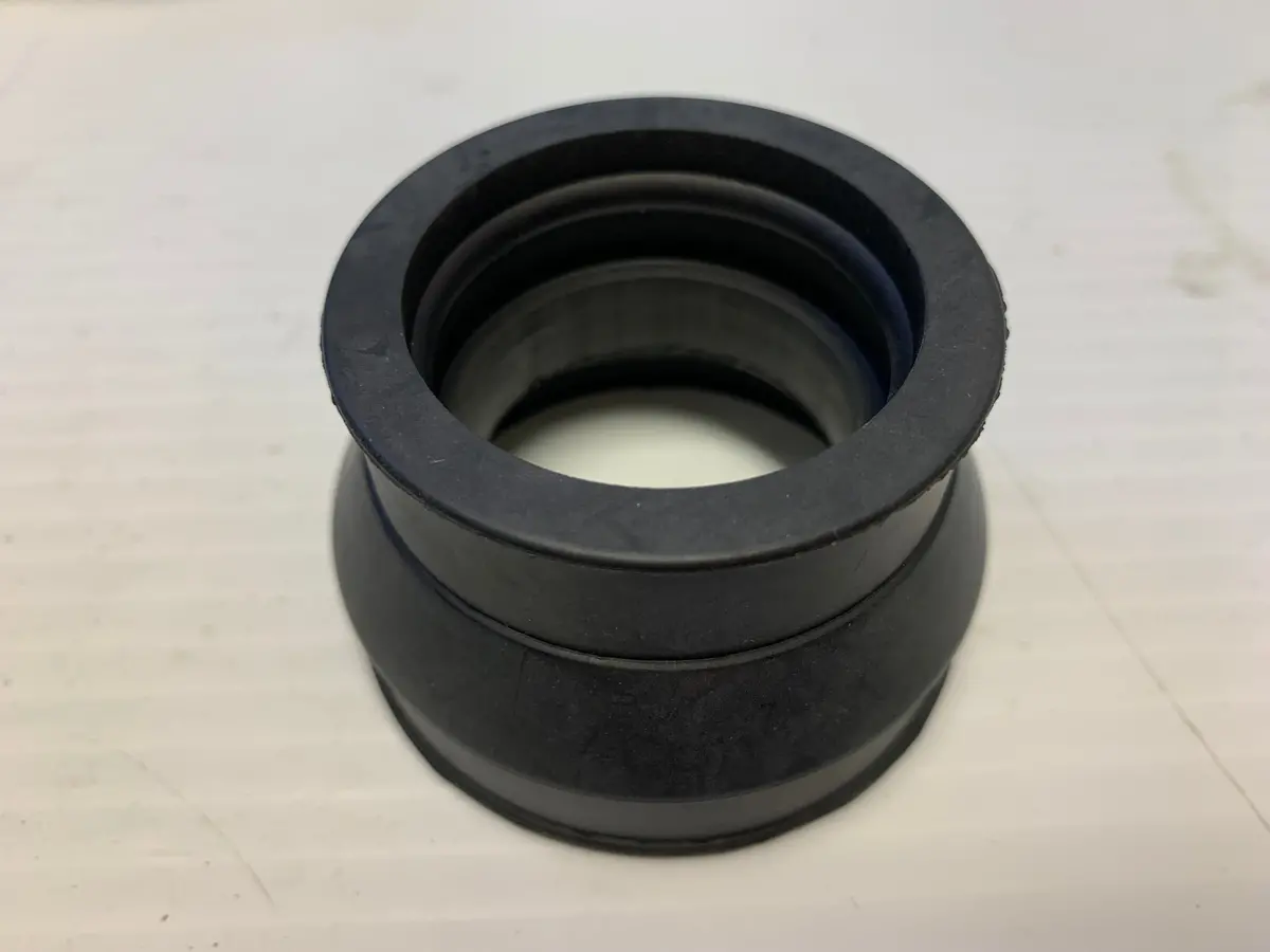 Skidoo Carb Flange 1