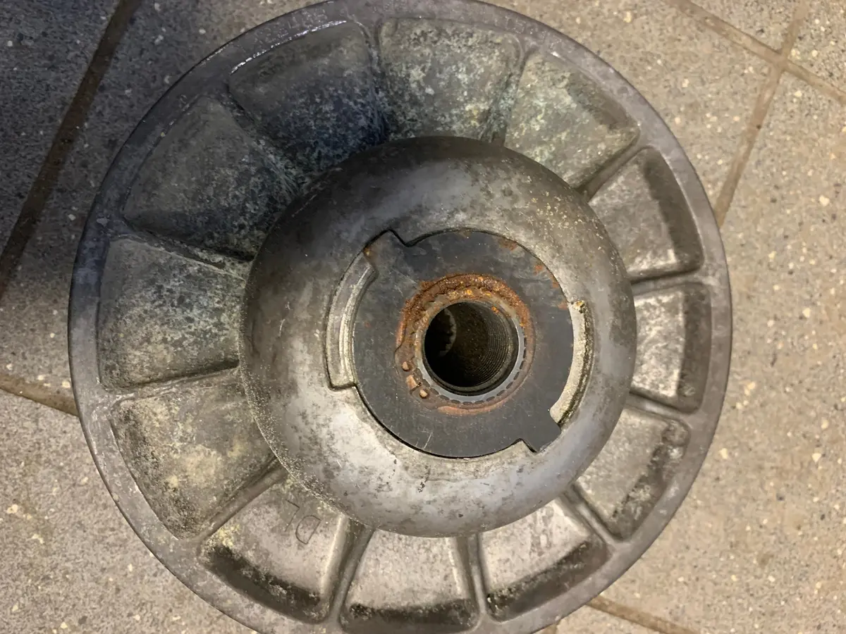 Sportsman 500 Secondary Clutch 1