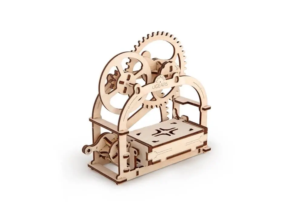 Ugears Mechanical Box - 61 Pieces 1