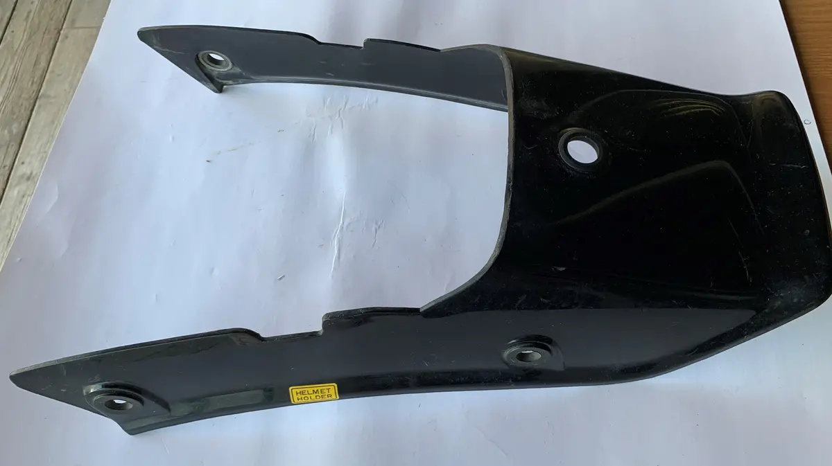 Vf500 V30 Magna Seat Cowl 1