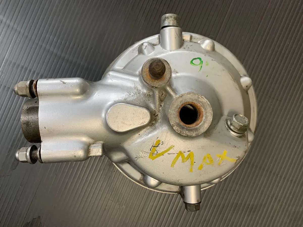 V-Max 1200 Rear Gear Case 1