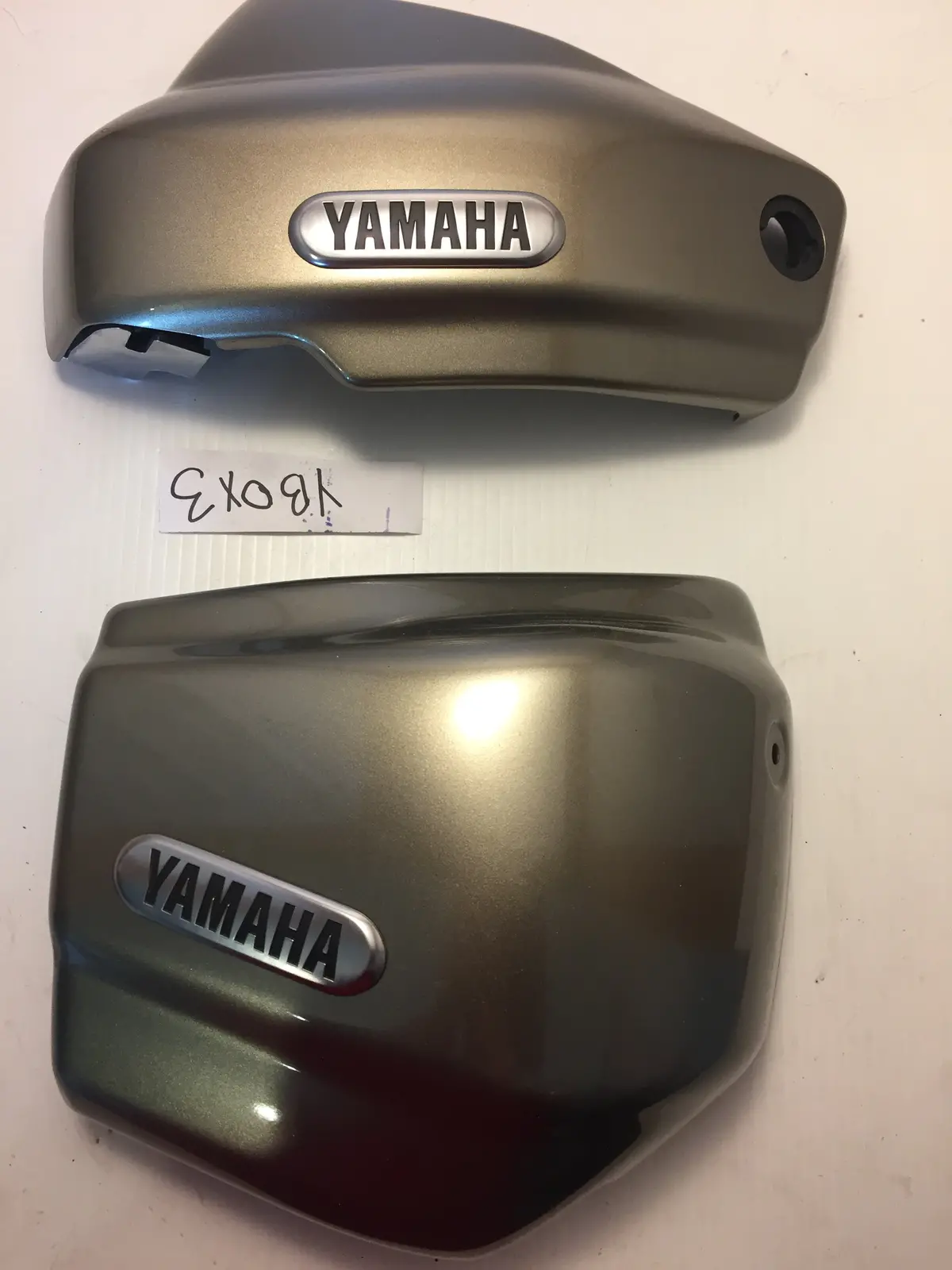 V-Star 1100 Side Covers 1