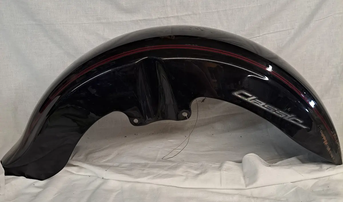 V-Star 650 Classic Front Fender 1