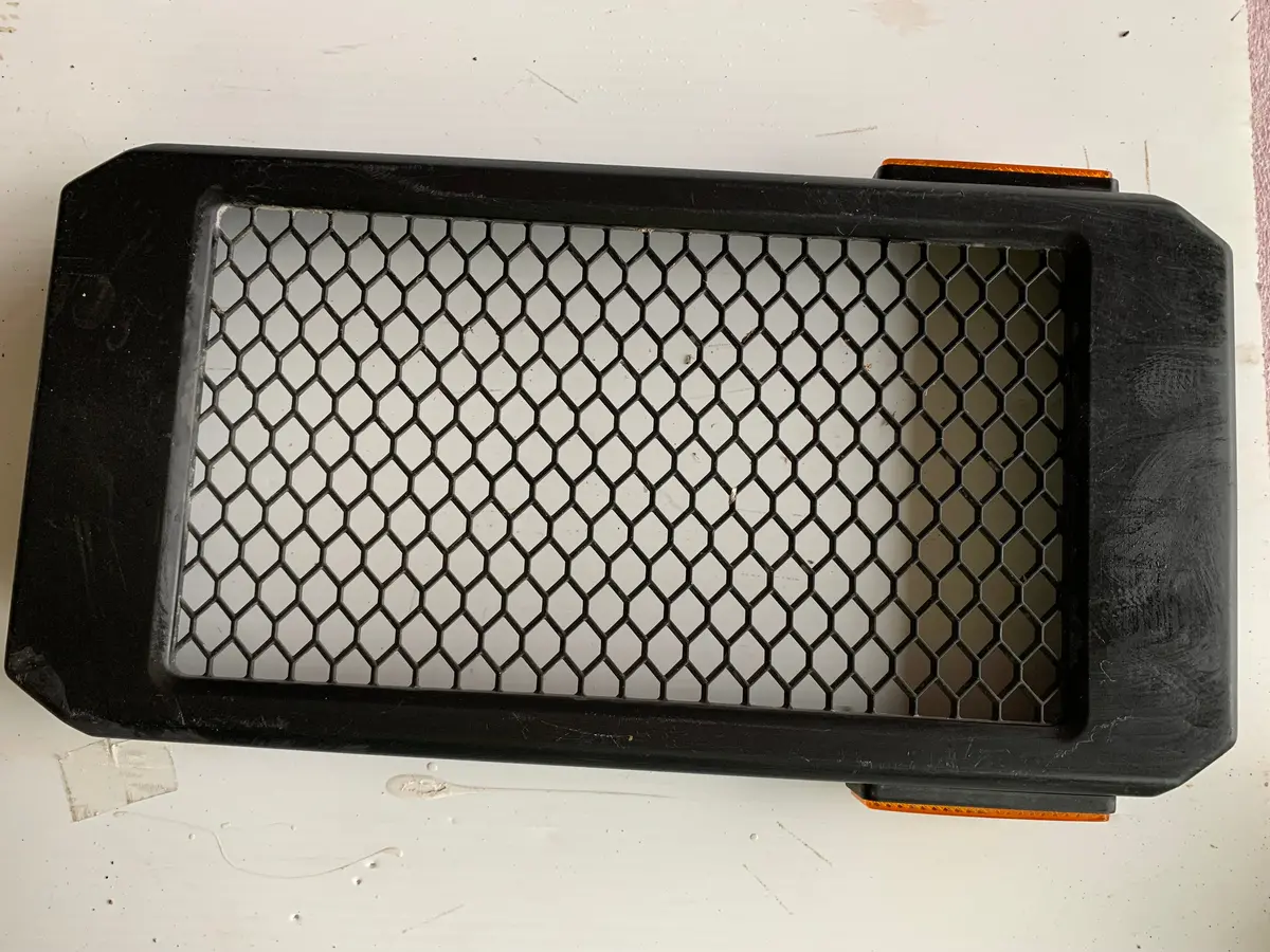 Vt1100 Rad Cover 1