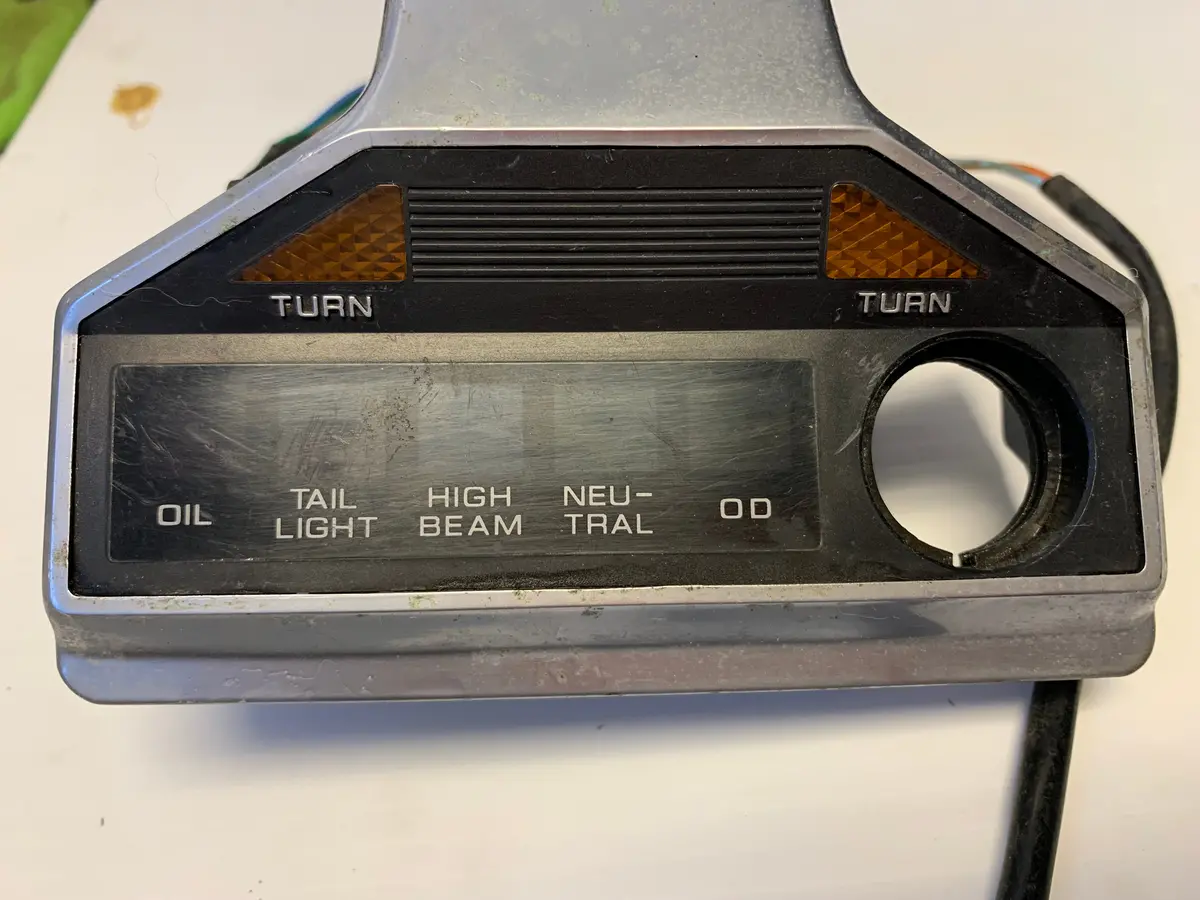 Vt500 Shadow Pilot Lights 1
