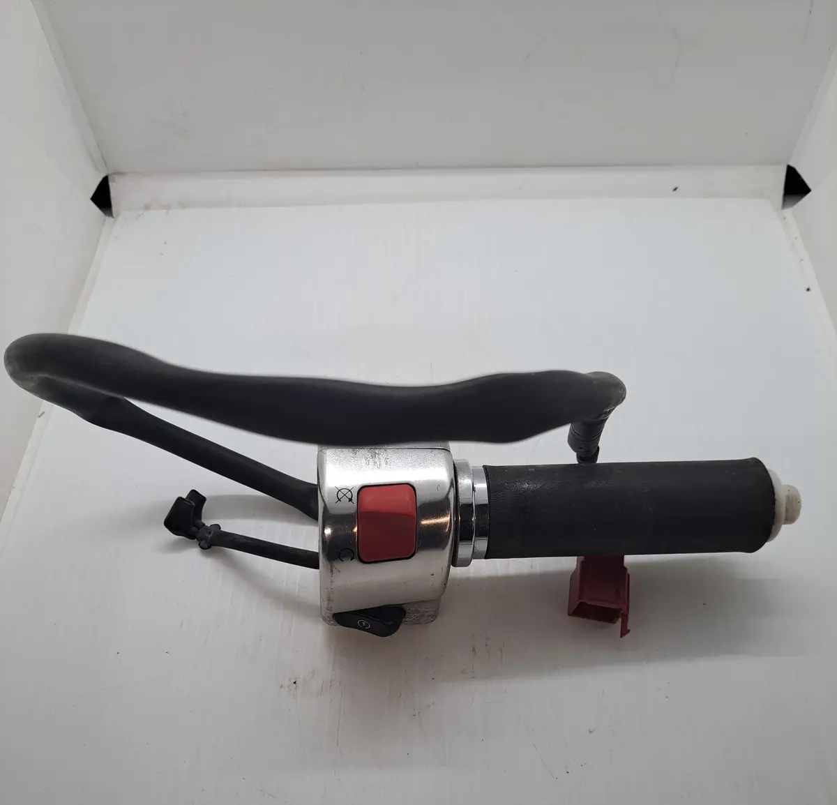 Vulcan Nomad 1500 Right Handle Bar Switch/Throttle 1