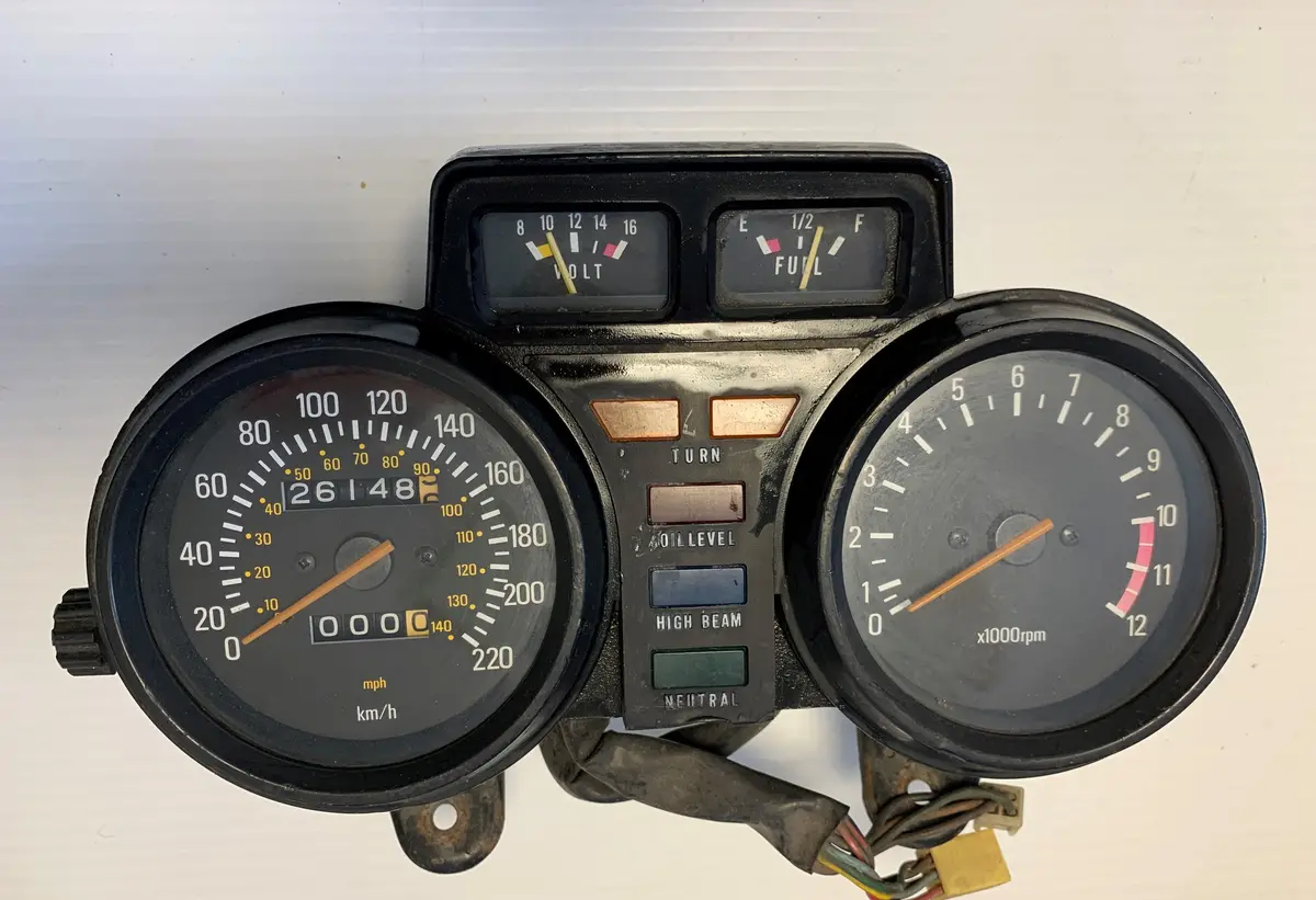 Xj550 Seca Speedo, Gauges 1