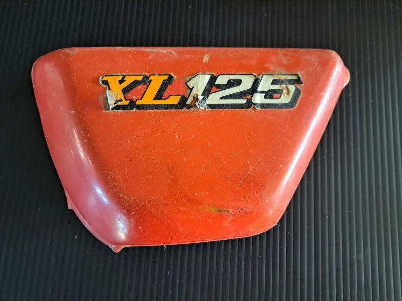 Xl125 Left Side Cover 1