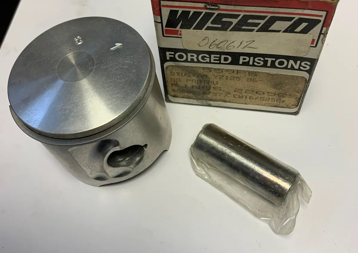 Yz125 Wiseco Piston 1