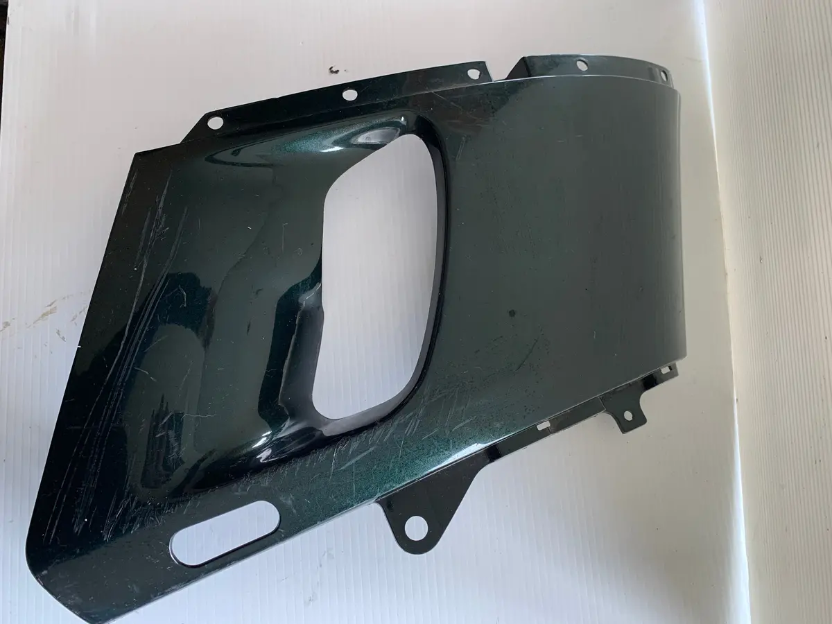 Zx600 Zx6e Right Center Cowl 1