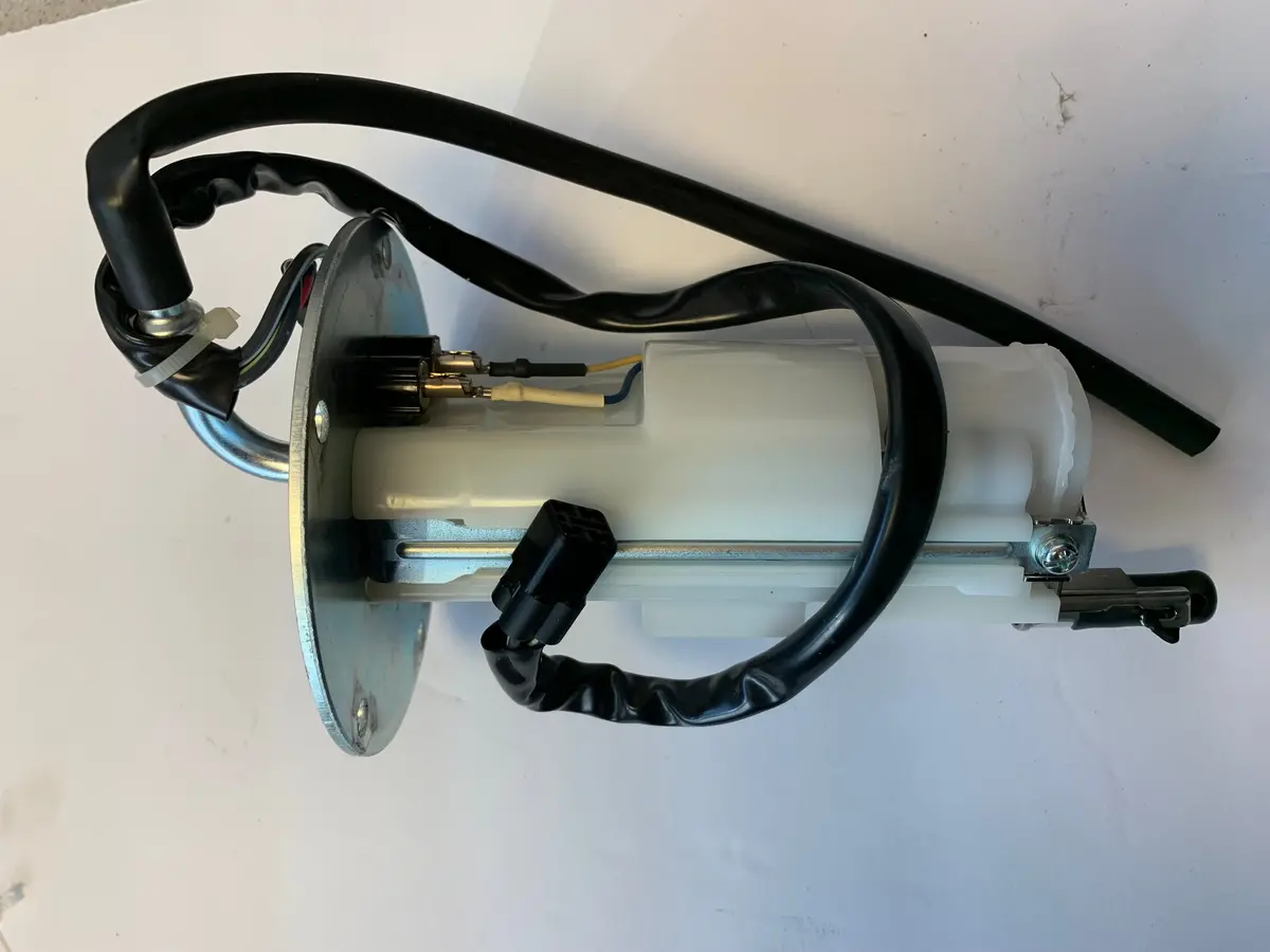 Zx-6R Fuel Pump 1