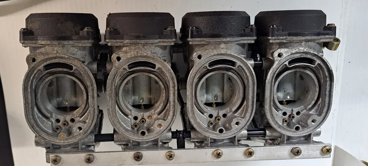 1993 Zx-7 Carbs 1