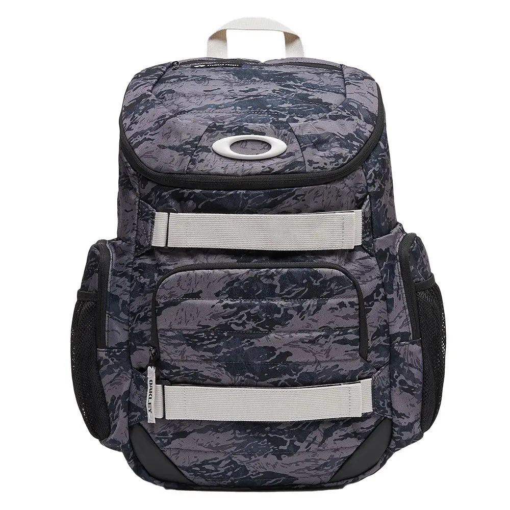 Oakley Enduro 3.0 Backpack 1