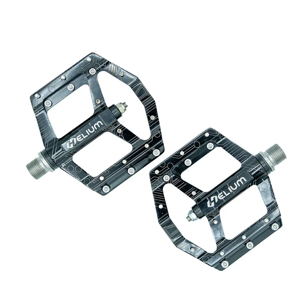Helium Jr 2.1 Pedals 1